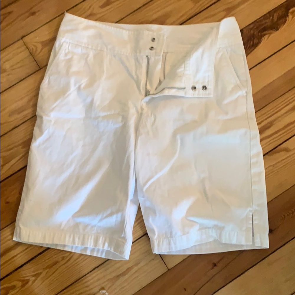 Banana republic size 10 white shorts